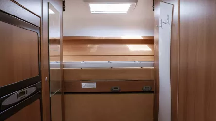 Location camping-car aménagé pour 6 personnes à Forel (VD) en Suisse Romande