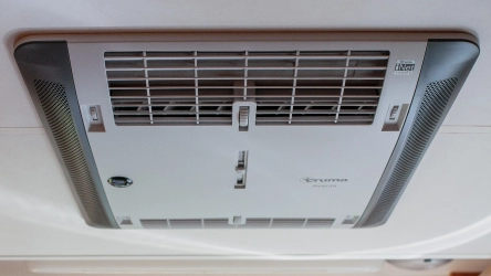 Location camping-car aménagé pour 6 personnes à Forel (VD) en Suisse Romande